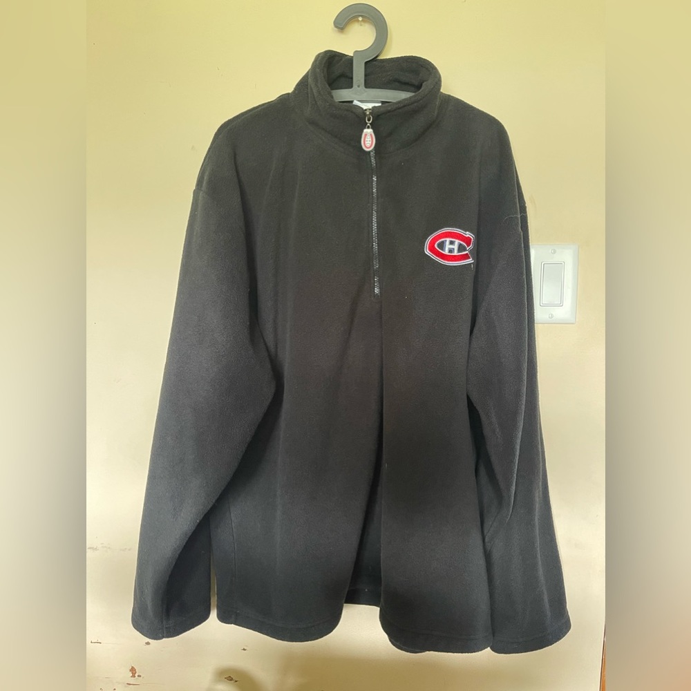 NHL Canadien zip up sweater